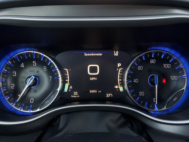 2024 Chrysler Pacifica Touring L - Photo 17