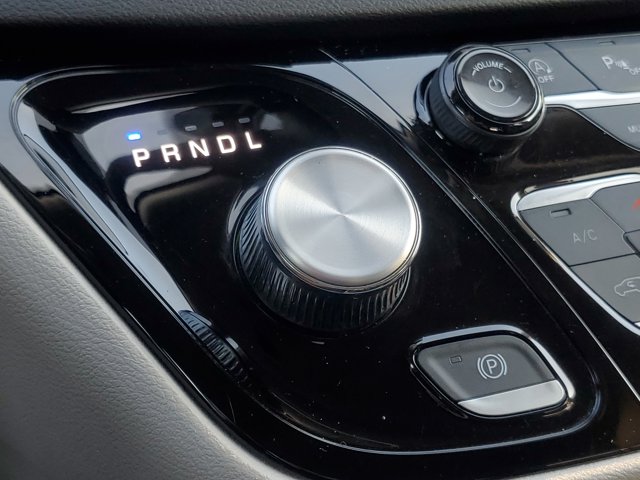 2024 Chrysler Pacifica Touring L - Photo 28