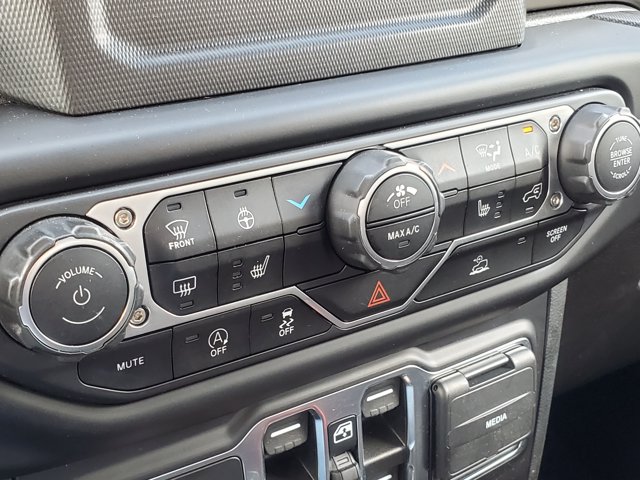 2022 Jeep Gladiator WILLYS - Photo 16
